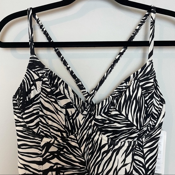 Athleta Palms Kaimana One Piece Swimsuit 36B/C (M) - Picture 6 of 16